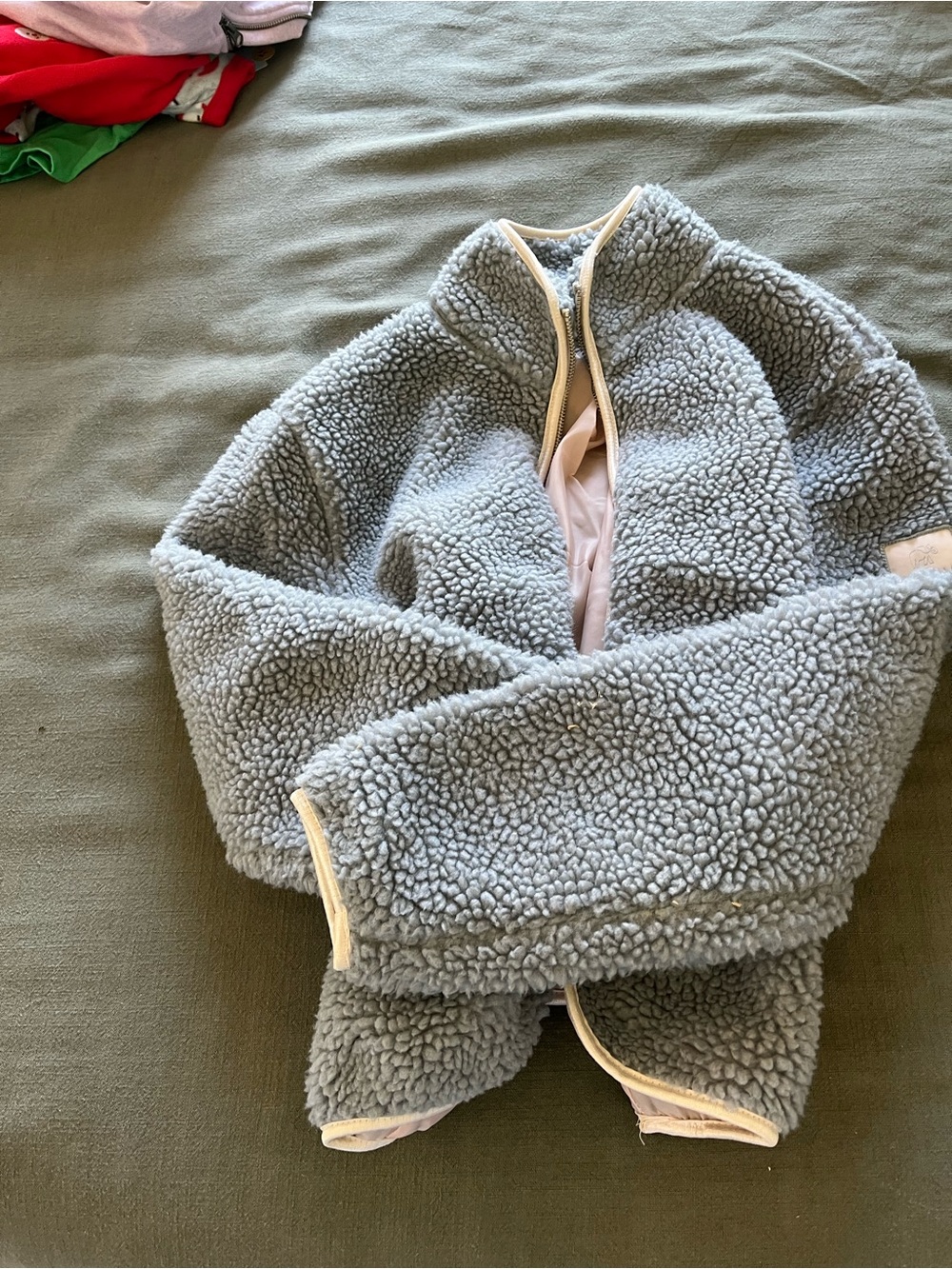 Ivory Ella Sherpa